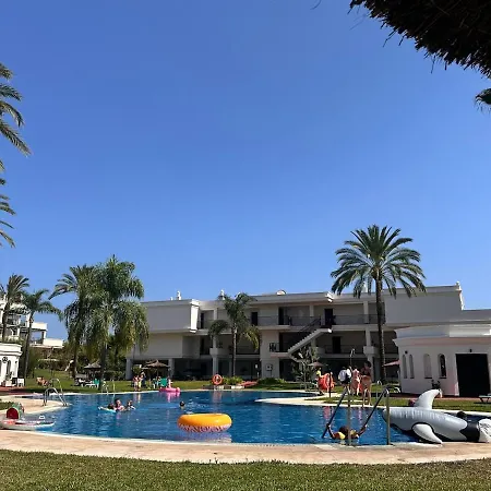 Luxurious 3-bedroom In Lorcrimar Iv Apartmán *