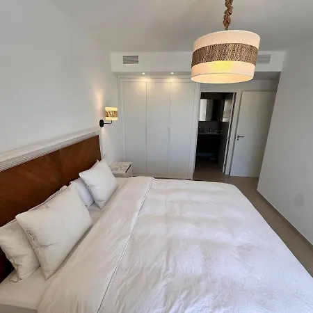 Apartmán Luxurious 3-bedroom In Lorcrimar Iv