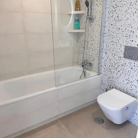 Apartmán Luxurious 3-bedroom In Lorcrimar Iv