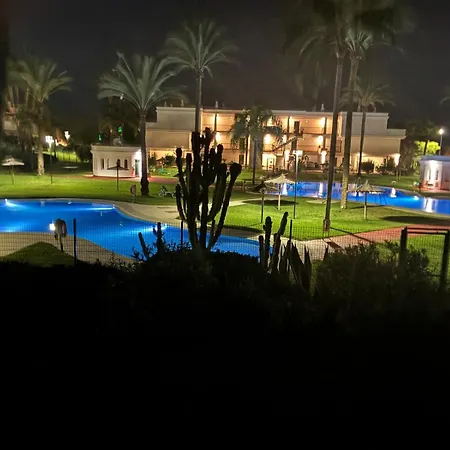 Apartamento Luxurious 3-bedroom In Lorcrimar Iv *
