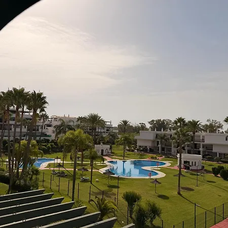 Luxurious 3-bedroom In Lorcrimar Iv *